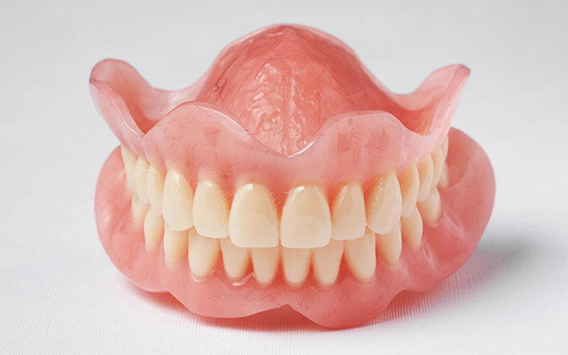 Denture 